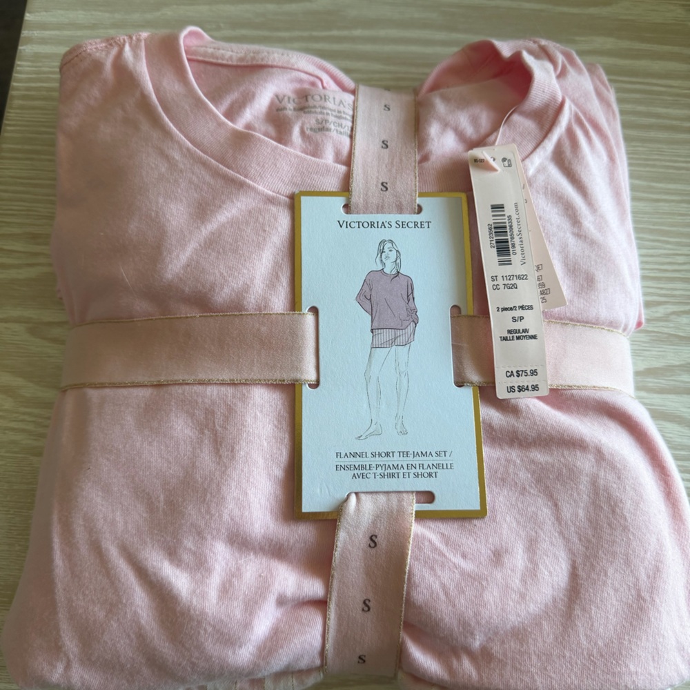 Victoria’s Secret Pink Flannel Pajama Set NWT Size Small